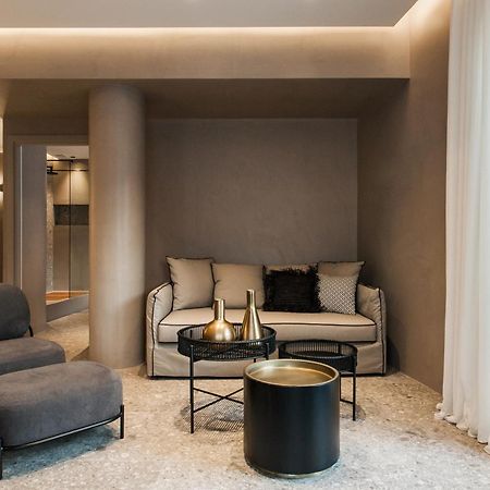 *** Boutique Syntagma Apartment W/ Plunge Pool *** Atene Esterno foto
